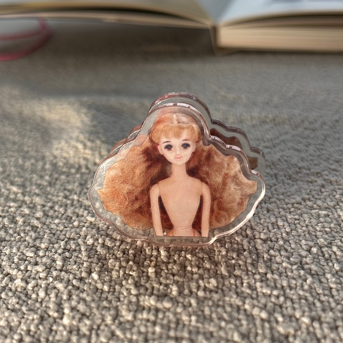retro doll journal clip