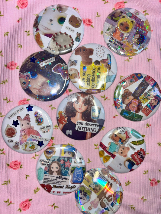 handmade collage badges | 𝑅𝑒𝓉𝓇𝑜 𝑔𝒾𝓇𝓁𝒽𝑜𝑜𝒹