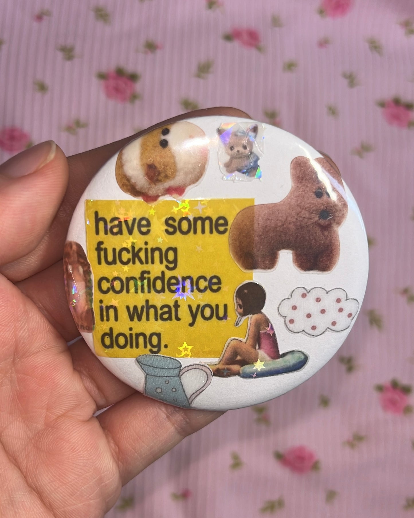 handmade collage badges | 𝑅𝑒𝓉𝓇𝑜 𝑔𝒾𝓇𝓁𝒽𝑜𝑜𝒹
